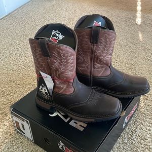 Rocky kid’s size 5 cowboy boots